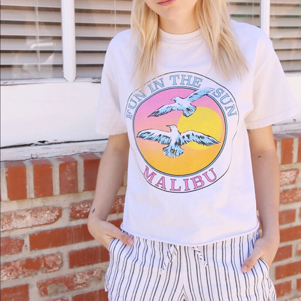 fun in the sun graphic tee
